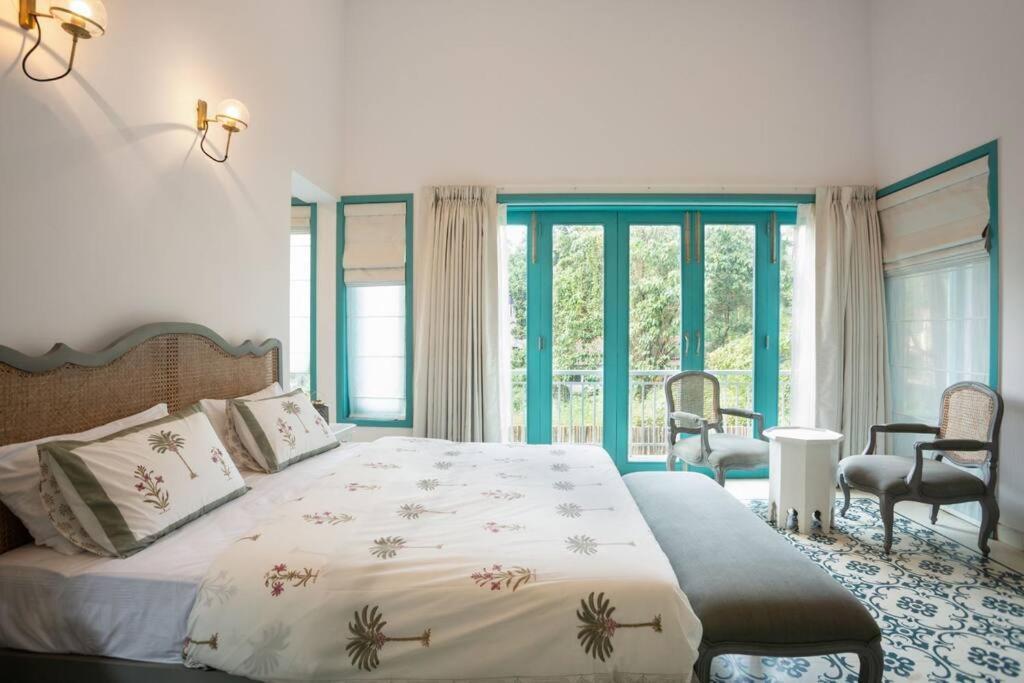 White Banyan Beach Villa, Candolim By The Acacia Villas Eksteriør bilde